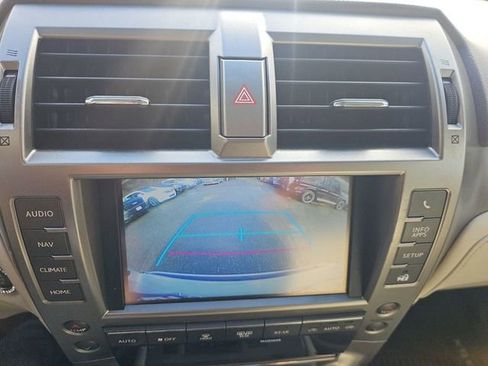 Used 2017 Lexus GX 460 image 29