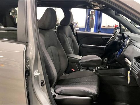 Used 2025 Subaru Forester Premium image 7