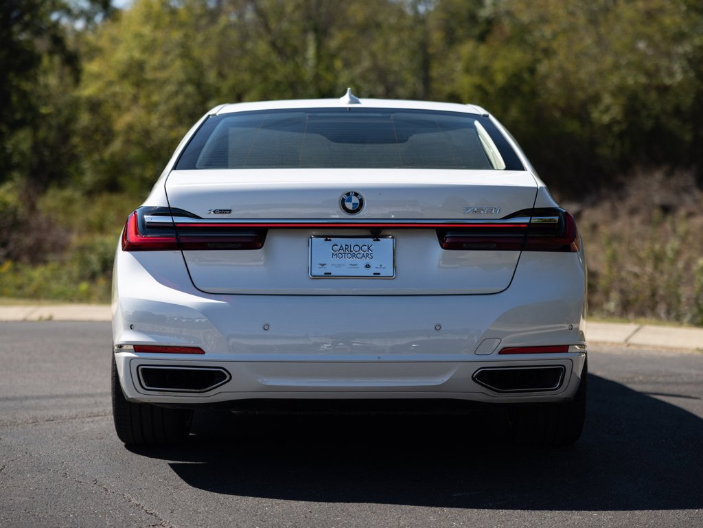 Used 2021 BMW 750i xDrive w/ Luxury Rear Seating Package AWD/4WD image 5