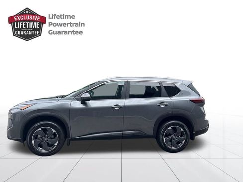 Certified 2026 Nissan Rogue SV w/ SV Premium Package FWD image 2