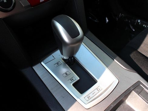 Used 2014 Subaru Outback 2.5i w/ Alloy Wheel Package image 24