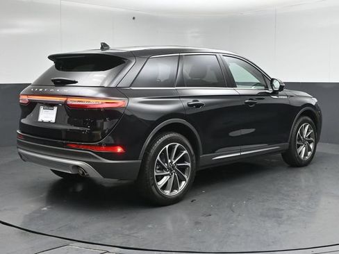 Certified 2023 Lincoln Corsair AWD w/ Equipment Group 101A image 7