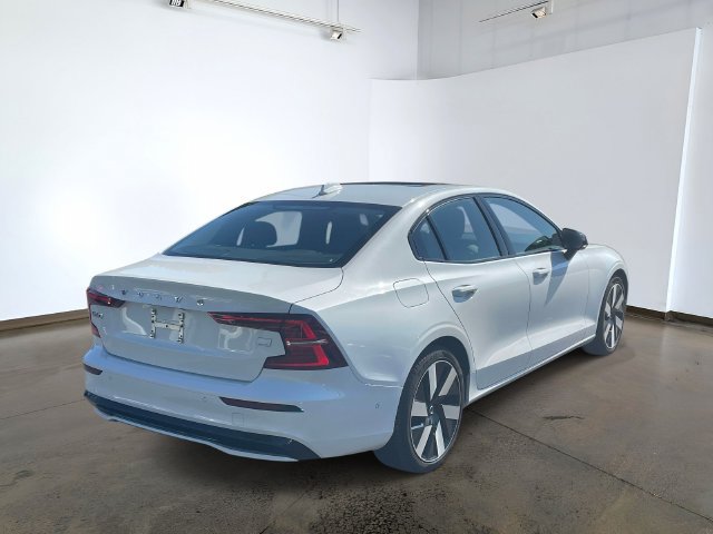 Used 2024 Volvo S60 T8 Plus w/ Climate Package AWD/4WD image 4
