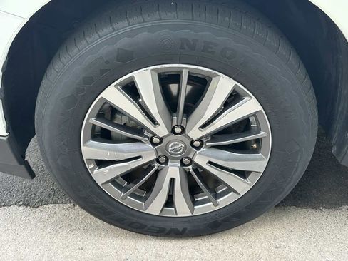 Used 2020 Nissan Pathfinder SL image 63