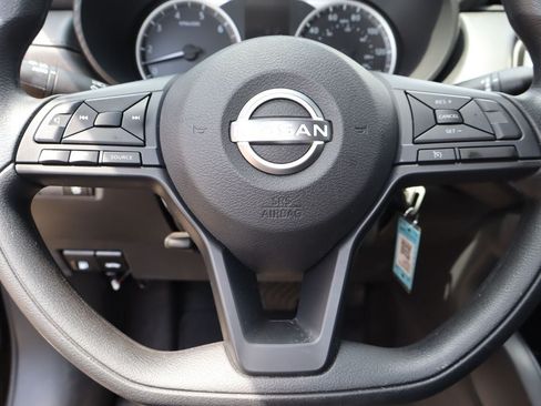 Used 2025 Nissan Versa S w/ Trunk Package FWD image 10