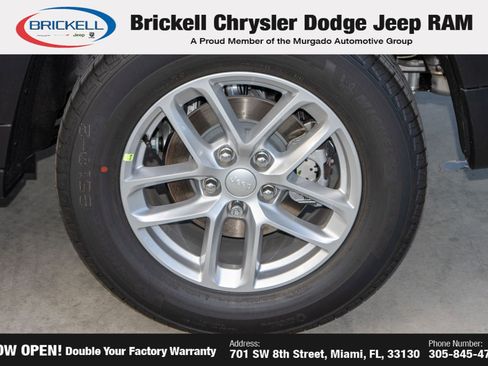 New 2025 Jeep Grand Cherokee Laredo image 36