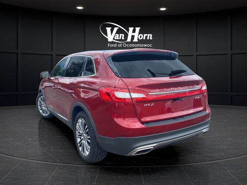 Used 2016 Lincoln MKX Reserve w/ Driver Assistance Package AWD/4WD image 5
