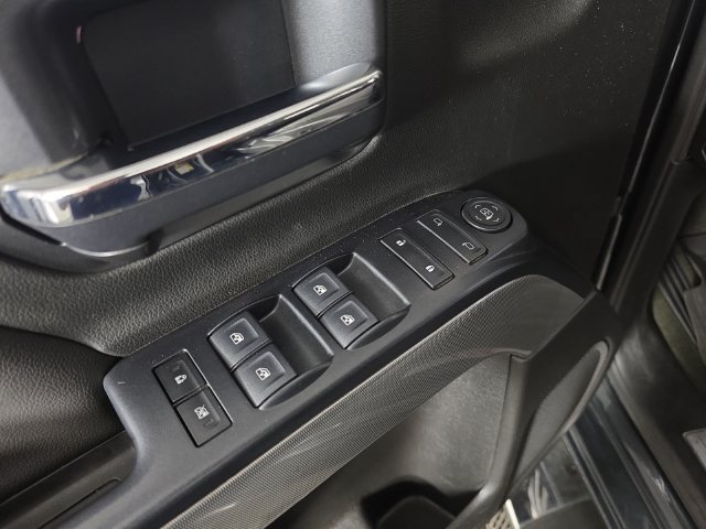 Used 2018 Chevrolet Silverado 1500 LT w/ All Star Edition AWD/4WD image 25