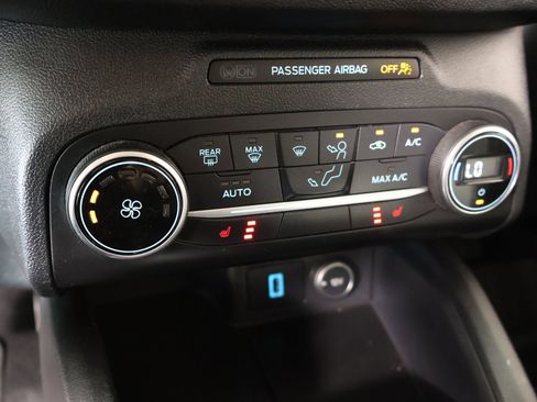Used 2020 Ford Escape SE Sport AWD/4WD image 7