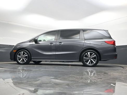 Used 2023 Honda Odyssey Touring image 31