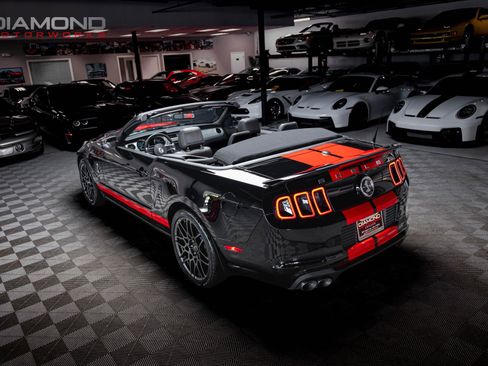 Used 2014 Ford Mustang Shelby GT500 w/ Equipment Group 821A RWD image 4