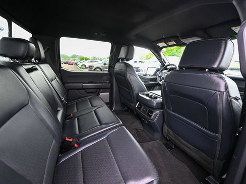 Used 2025 Ford F150 Lariat AWD/4WD image 27
