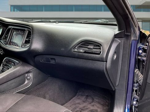 Used 2017 Dodge Challenger R/T Scat Pack RWD image 26