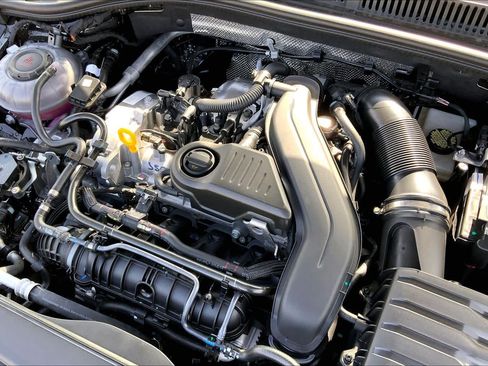 New 2026 Volkswagen Jetta SE FWD image 17
