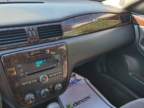 Used 2014 Chevrolet Impala Limited LS image 21