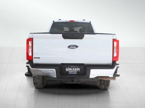 Used 2023 Ford F250 XLT image 5