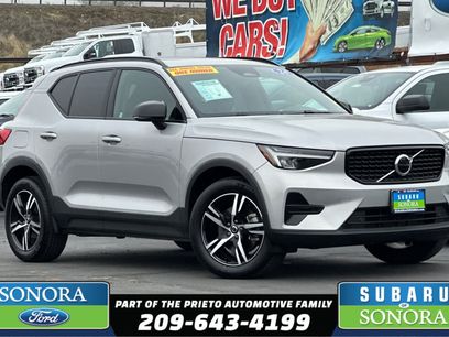 Used 2024 Volvo XC40 B5 Core