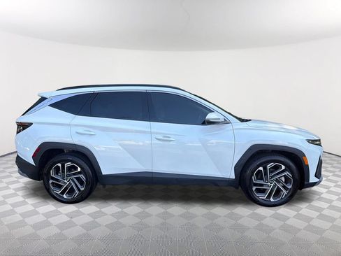Used 2025 Hyundai Tucson Limited FWD image 4