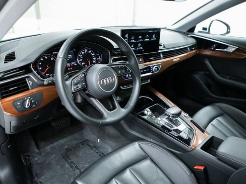 Used 2023 Audi A4 2.0T Premium w/ Convenience Package image 4