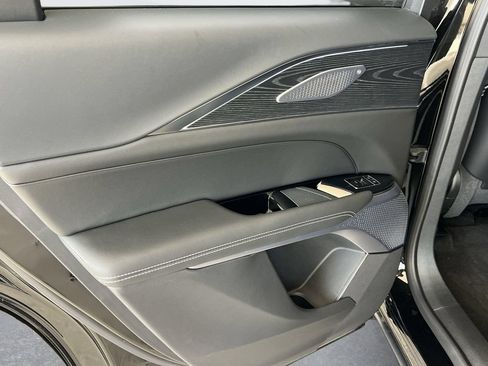 New 2026 Cadillac Lyriq V AWD/4WD image 27