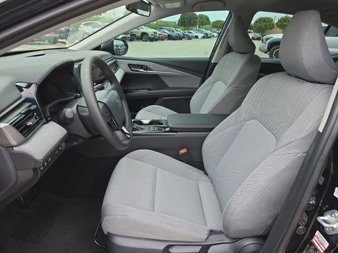 Used 2026 Toyota Camry LE image 14