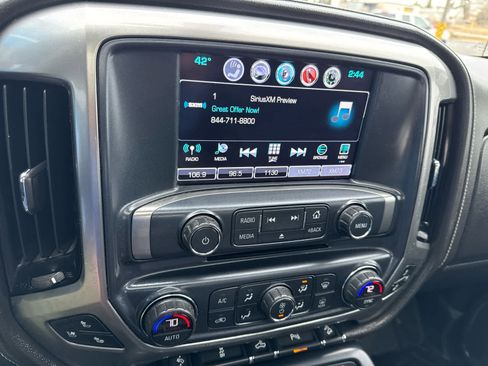 Used 2017 Chevrolet Silverado 1500 LTZ Z71 w/ LTZ Plus Package image 23