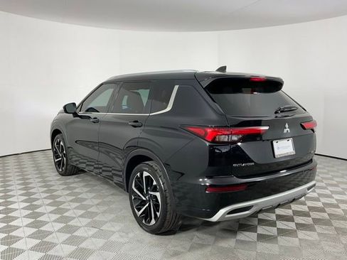 Used 2022 Mitsubishi Outlander SEL image 9