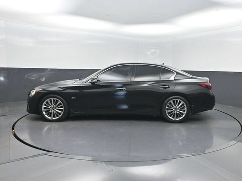 Used 2019 INFINITI Q50 Luxe RWD image 3