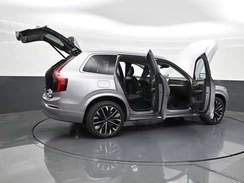 New 2026 Volvo XC90 T8 Plus AWD/4WD image 29