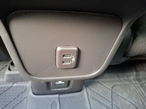 Certified 2023 Chevrolet Equinox LT AWD/4WD image 11