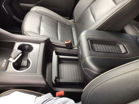 Used 2024 Chevrolet Tahoe Premier image 16