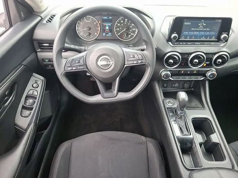 Used 2024 Nissan Sentra S FWD image 11