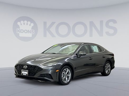 Used 2023 Hyundai Sonata SEL image 1