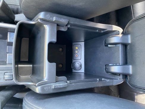 Used 2010 Subaru Forester 2.5X Limited image 18