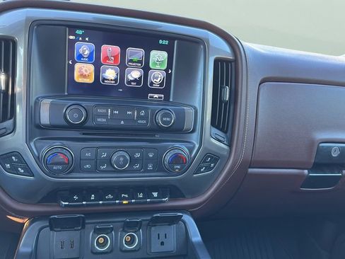 Used 2019 Chevrolet Silverado 3500 High Country w/ Duramax Plus Package image 21