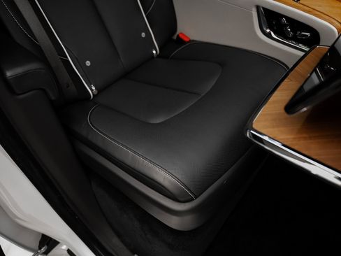 Used 2019 Rolls-Royce Cullinan AWD/4WD image 68