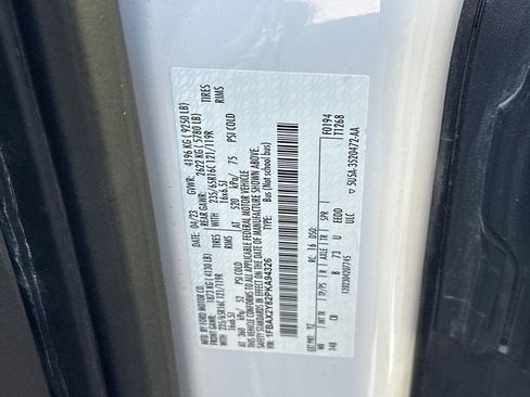 Used 2023 Ford Transit 350 XLT RWD image 29