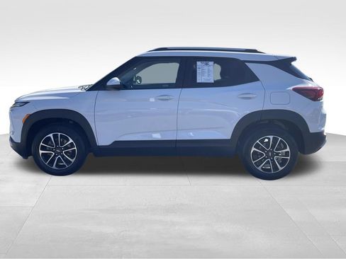 Used 2025 Chevrolet TrailBlazer LT w/ Convenience Package image 7