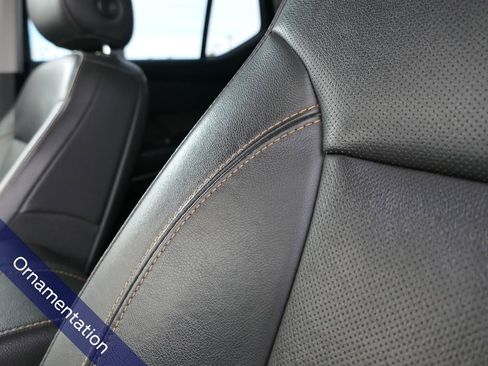 Used 2021 Chevrolet Traverse Premier w/ Redline Edition image 13