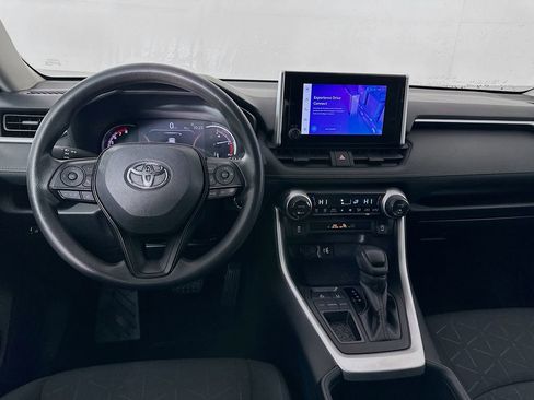 Used 2024 Toyota RAV4 XLE image 22