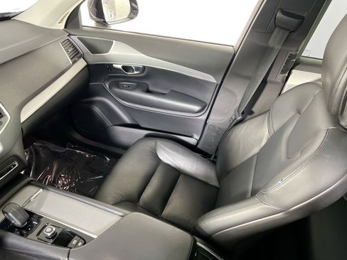 Used 2023 Volvo XC90 B5 Core w/ Protection Package Premier image 24