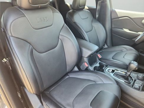 Used 2022 Jeep Cherokee Limited w/ Elite Package AWD/4WD image 14