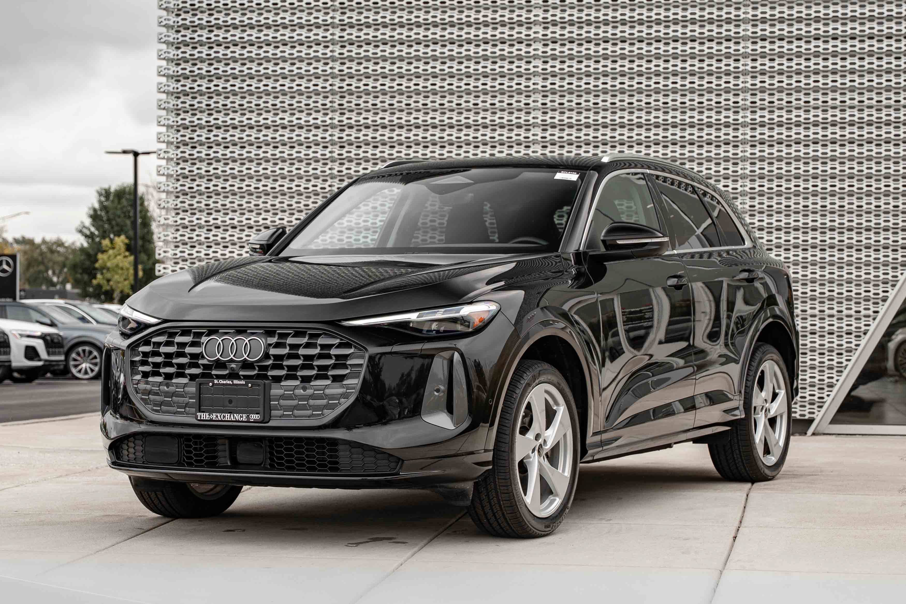 Certified 2025 Audi Q5 Premium Plus AWD/4WD image 7