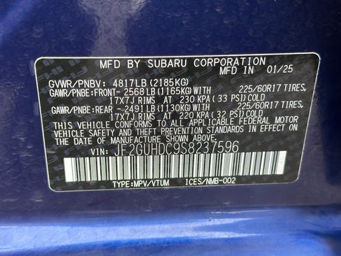 Used 2025 Subaru Crosstrek 2.0i Premium w/ Crosstrek Mirror Package image 28