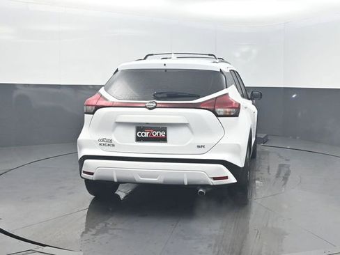 Used 2023 Nissan Kicks SR w/ Exterior Package FWD image 30