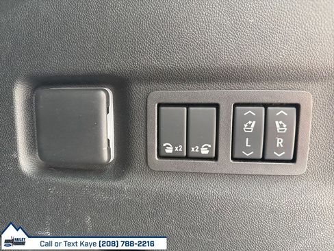 Used 2024 Chevrolet Suburban High Country w/ Advanced Technology Package image 37