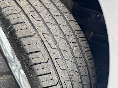 Used 2018 Subaru Impreza 2.0i Premium image 26