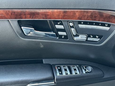 Used 2007 Mercedes-Benz S 550 image 13