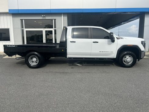 Used 2025 GMC Sierra 3500 Pro w/ Convenience Package AWD/4WD image 6