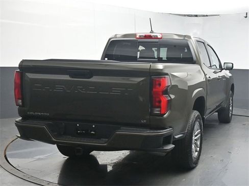 Used 2024 Chevrolet Colorado LT w/ LT Convenience Package III image 7